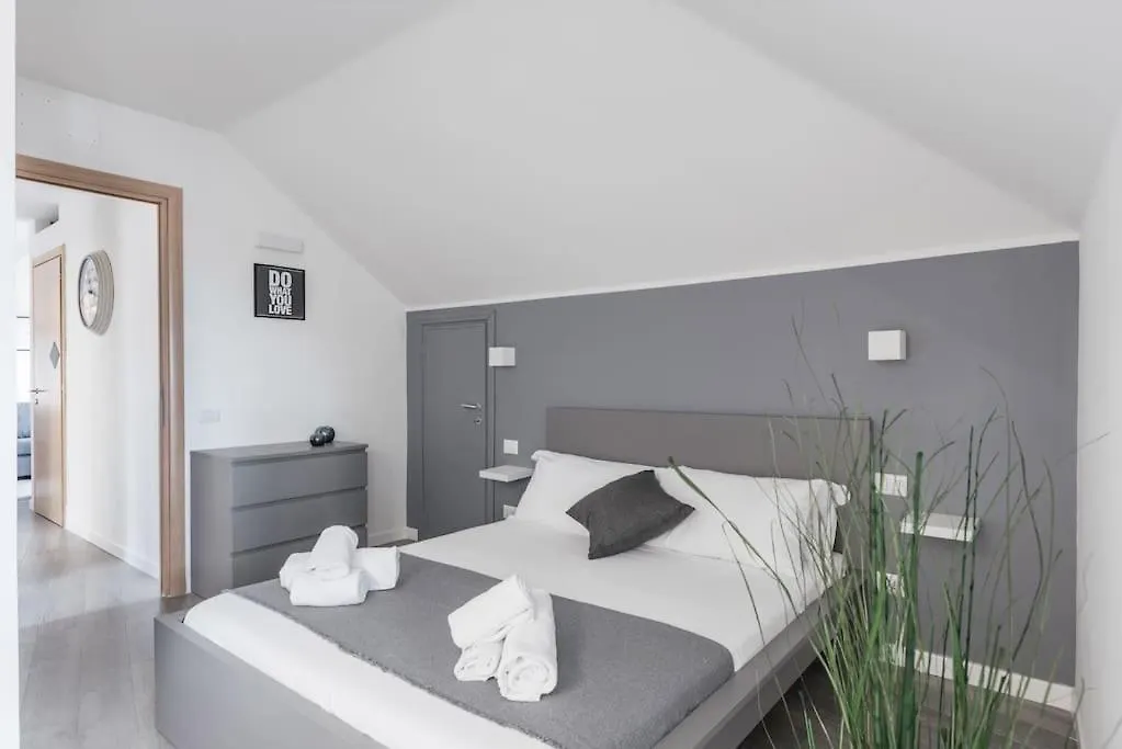 Camilla'S Tourist Accommodation 로마 이탈리아